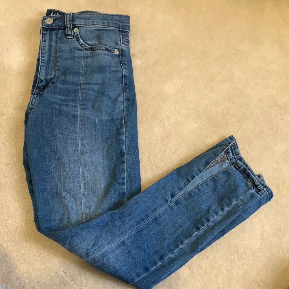 Gap Jeans